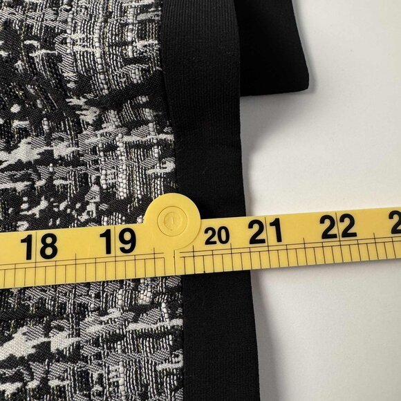 Kasper Black & White Textured Open Front Blazer - Size 6 - Picture 7 of 9